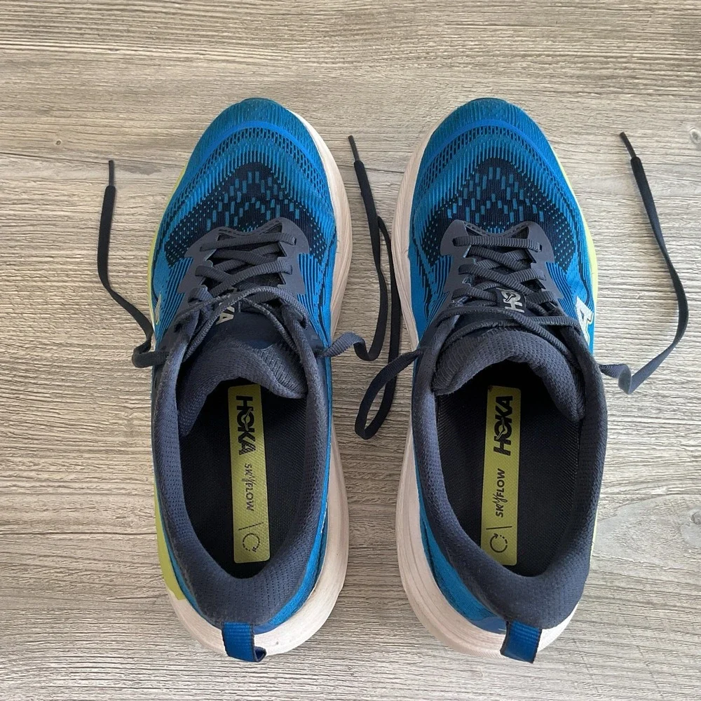 HOKA Skyflow Men's Size 9D Varsity Navy Electric Cobalt Blue Shoes 1155111-VVY